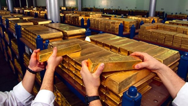 122 tonluk altın hamlesi! Türkiye rakiplerine fark attı