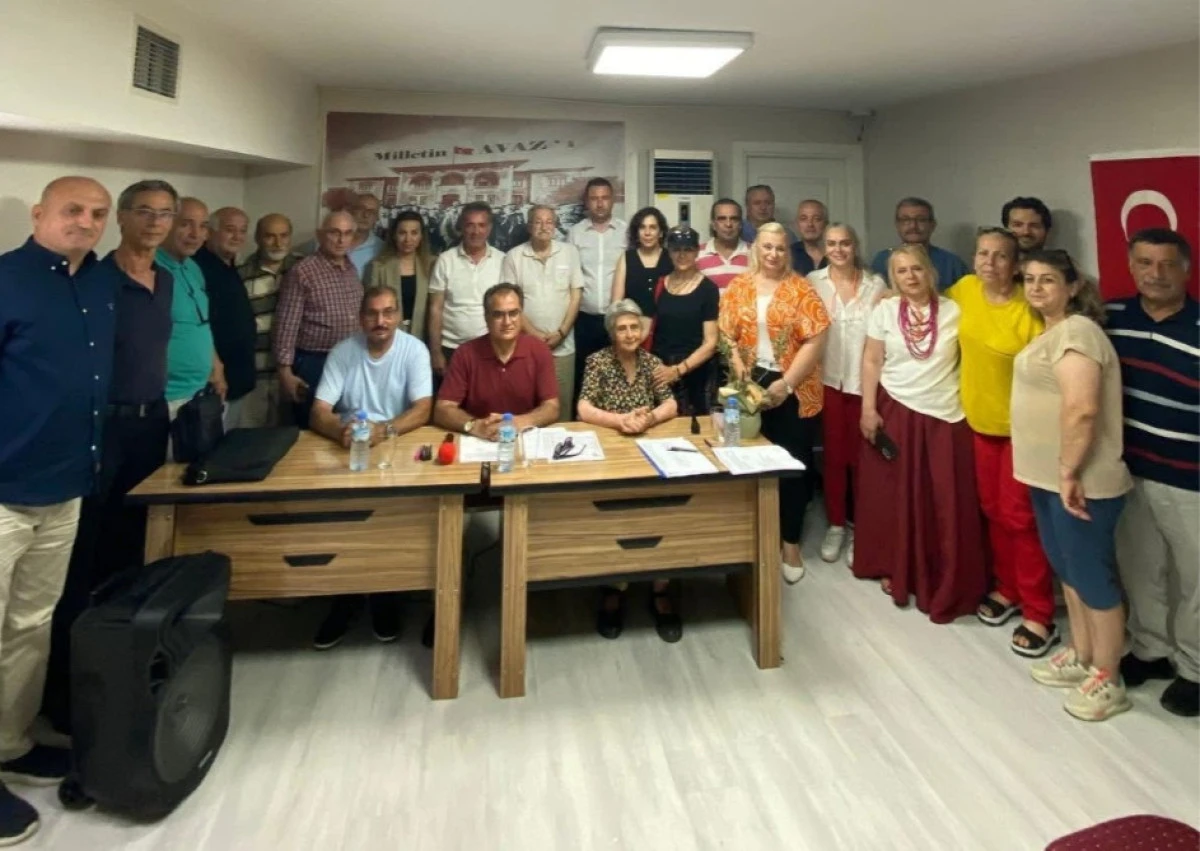 AVAZ İzmir’de Yeni Dönem: Uğur Şimdi ile “Birlik” Mesajı