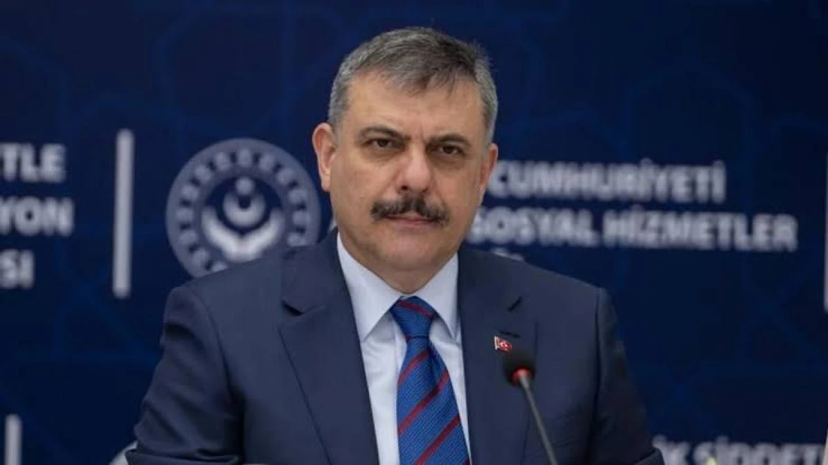 Bakan &Ccedil;ift&ccedil;i'den NATO Zirvesi kapsamında g&ouml;revli emniyet personeline ilişkin paylaşım