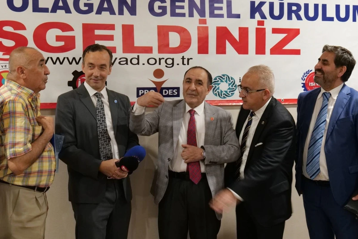 Cemal Çoban, İSİYAD Genel Kurulu’nda Yeniden Başkan Seçildi