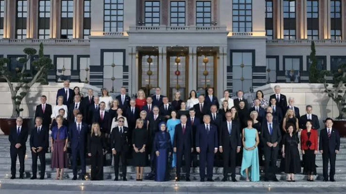 Cumhurbaşkanı Erdoğan ve eşi Emine Erdoğan, devlet ve h&uuml;k&uuml;met başkanları ile eşleri onuruna yemek verdi