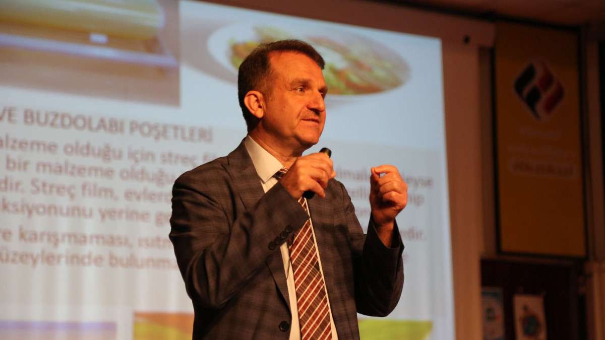 Diyarbakır Final Okulları “Plastik Atığa Karşı” adlı program düzenledi. 