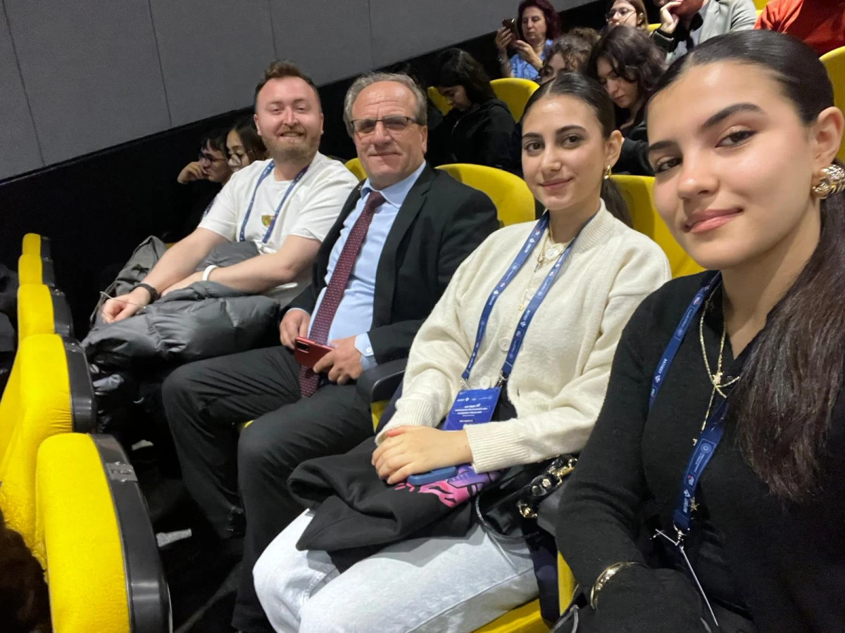 ERMENEK BORSA İSTANBUL ANADOLU LİSESİNDEN T&Uuml;BİTAK 2204-A PROJE YARIŞMALARINDA B&Uuml;Y&Uuml;K BAŞARI