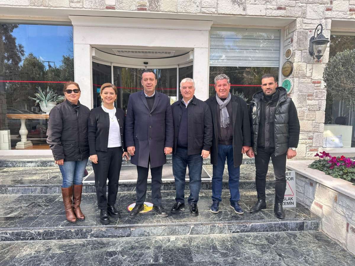 ” Foça turizmden hak ettiğini alacak”