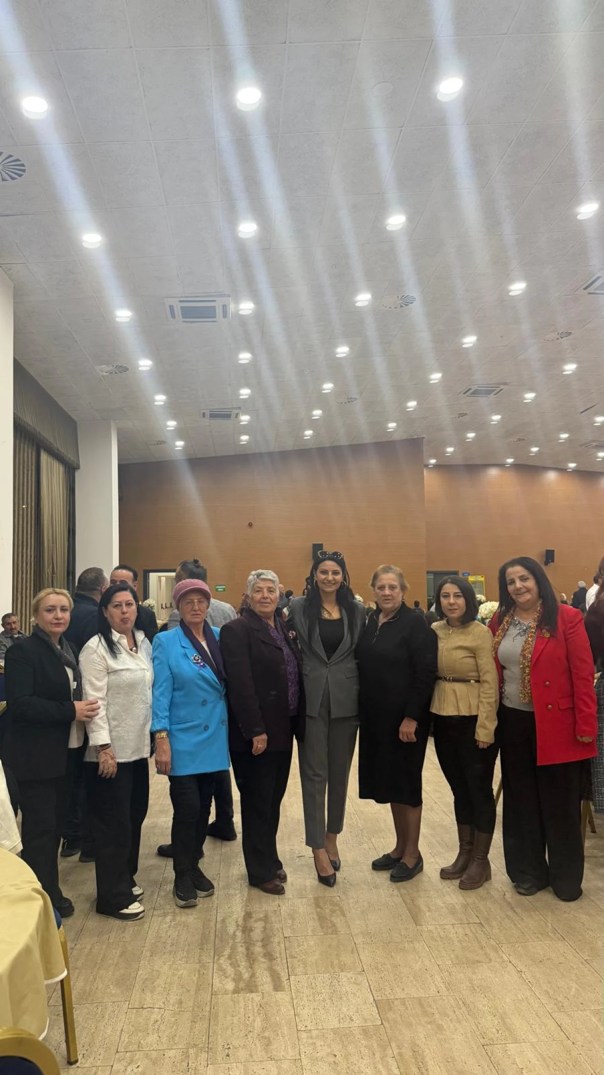 İzmir&rsquo;de Birlik Sofrası: Yukarı Aydere K&ouml;y&uuml; Derneği&rsquo;nden G&ouml;rkemli İftar