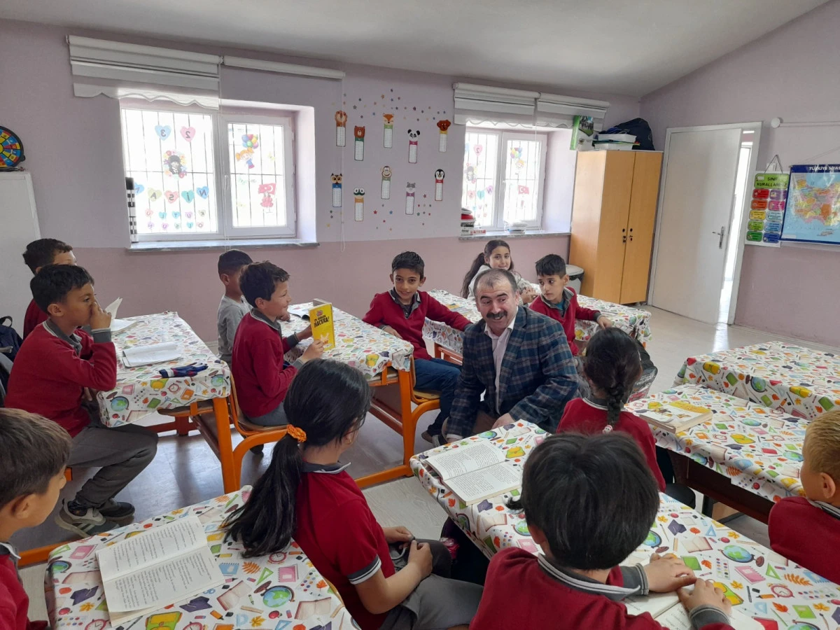 K&ouml;yde Okuma Etkinlikleri&rdquo; i&ccedil;in istikamet Akdağmadeni&rsquo;nin Boyalık ve Tarhana k&ouml;yleri oldu.