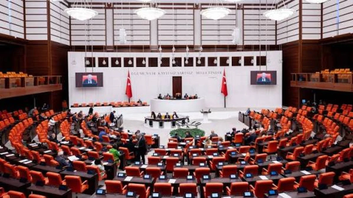 TBMM'de şehit aileleri ve gazilerin haklarına y&ouml;nelik d&uuml;zenlemeleri i&ccedil;eren kanun teklifinin g&ouml;r&uuml;şmelerine devam edilecek