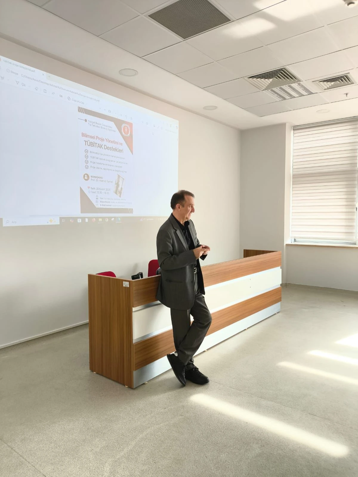 Yozgat Bozok Üniversitesi Tıp Fakültesinde TÜBİTAK Destekleri Semineri